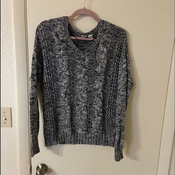 Roxy grey sweater size medium - Picture 1 of 3